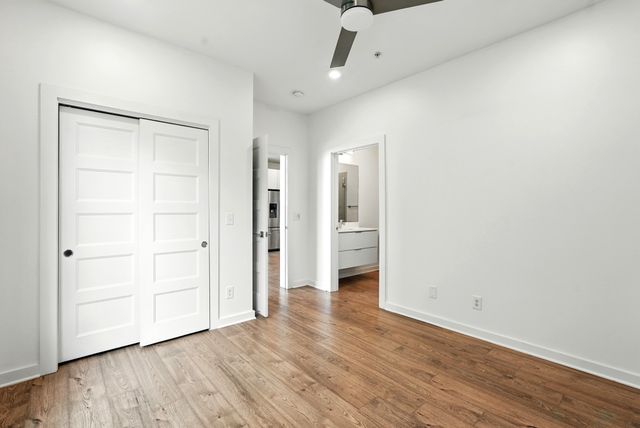 1402 Pillow St Apt 207, Nashville, TN 37203