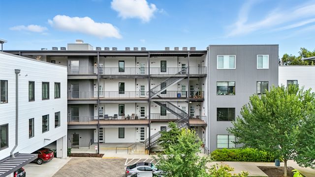 1402 Pillow St Apt 207, Nashville, TN 37203