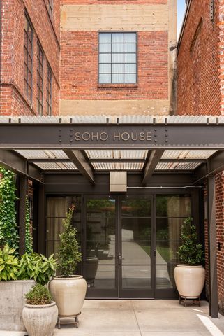 1402 Pillow St Apt 207, Nashville, TN 37203