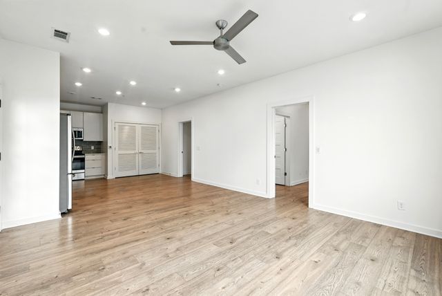 1402 Pillow St Apt 207, Nashville, TN 37203