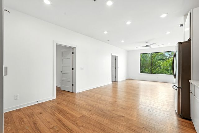 1402 Pillow St Apt 207, Nashville, TN 37203