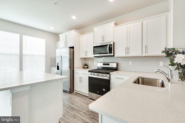 3117 LAUREL HILL RD, Hanover, MD 21076