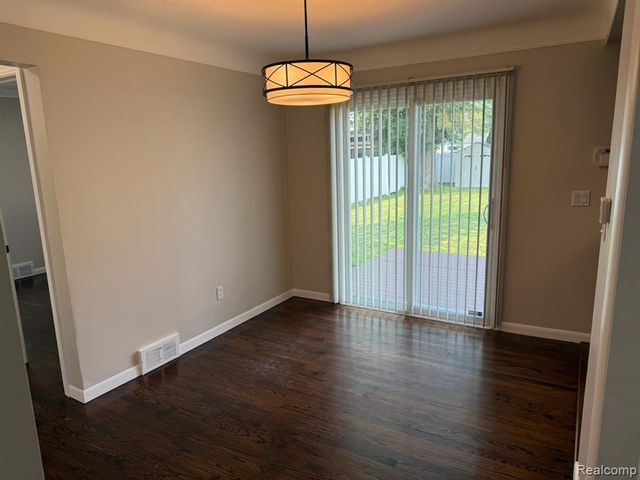 671 Coolidge Road, Birmingham, MI 48009