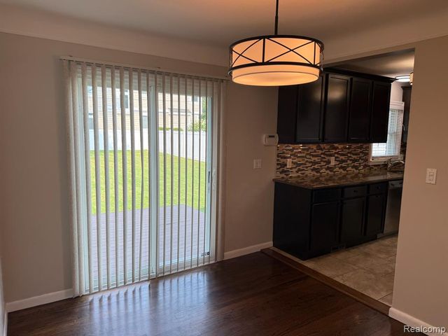 671 Coolidge Road, Birmingham, MI 48009
