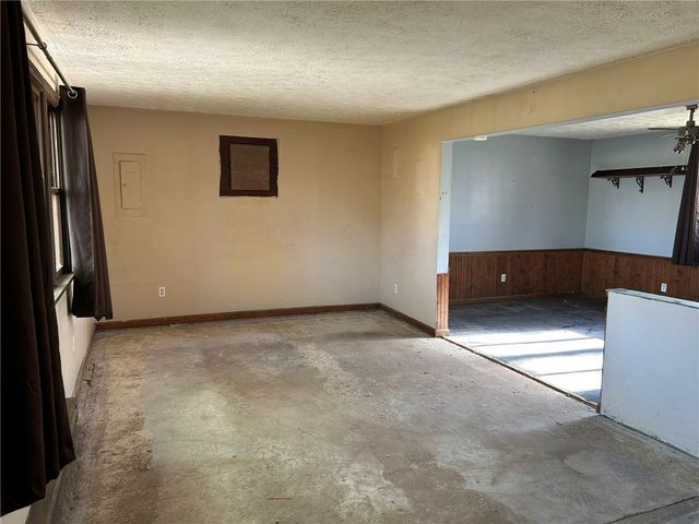 2555 State Route 104, Ontario, NY 14519