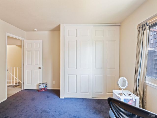 1560 Parkway Dr, Rohnert Park, CA 94928