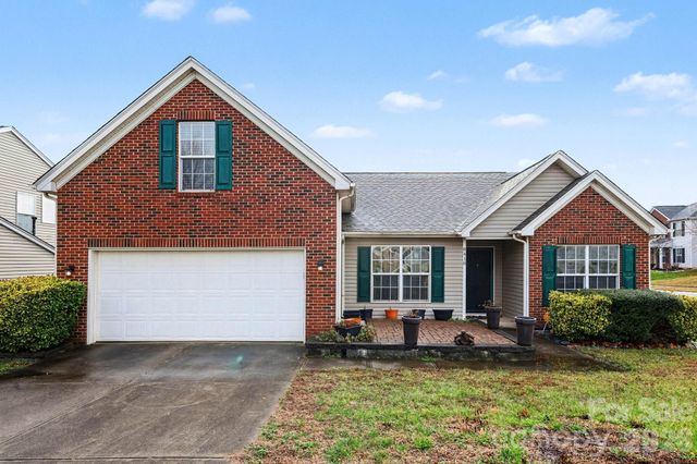 8418 Appledale Drive, Charlotte, NC 28262