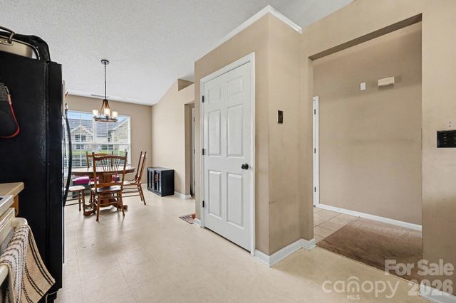 8418 Appledale Drive, Charlotte, NC 28262