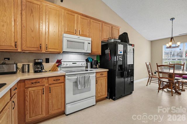 8418 Appledale Drive, Charlotte, NC 28262