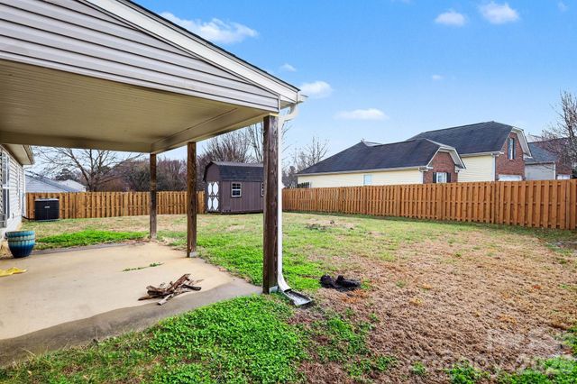 8418 Appledale Drive, Charlotte, NC 28262