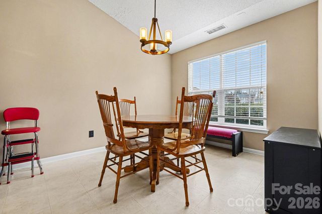 8418 Appledale Drive, Charlotte, NC 28262