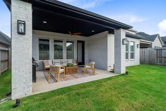 31819 Pecan Meadow Lane, Fulshear, TX 77441