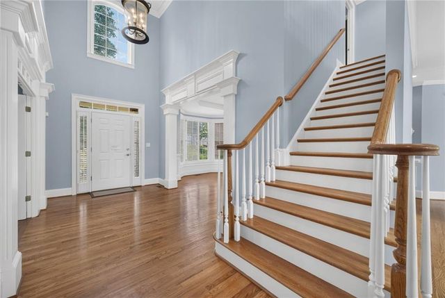 562 Grassmeade Way, Snellville, GA 30078