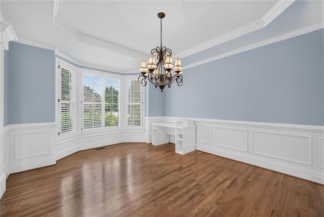 562 Grassmeade Way, Snellville, GA 30078