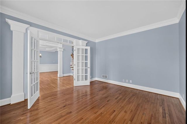 562 Grassmeade Way, Snellville, GA 30078