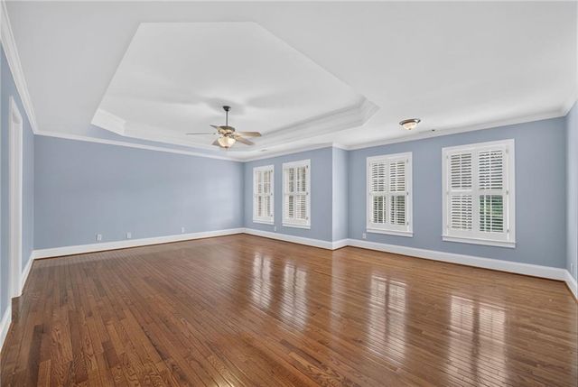 562 Grassmeade Way, Snellville, GA 30078