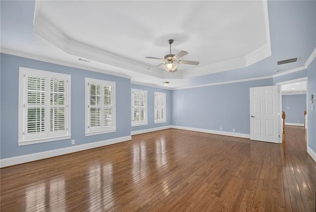 562 Grassmeade Way, Snellville, GA 30078