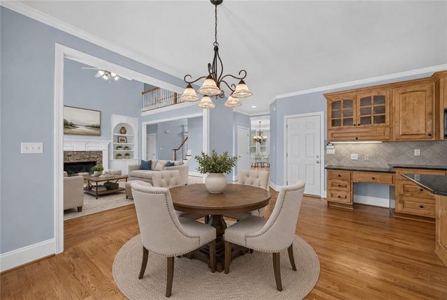 562 Grassmeade Way, Snellville, GA 30078
