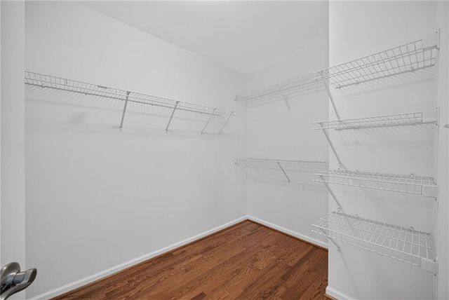 562 Grassmeade Way, Snellville, GA 30078