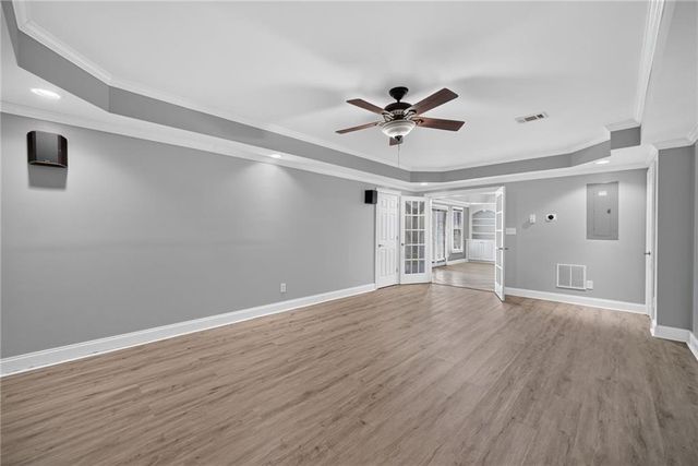 562 Grassmeade Way, Snellville, GA 30078