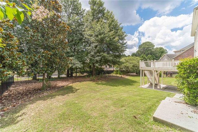 562 Grassmeade Way, Snellville, GA 30078