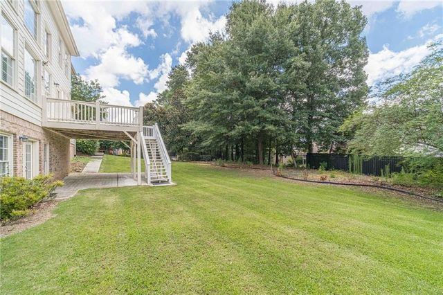 562 Grassmeade Way, Snellville, GA 30078