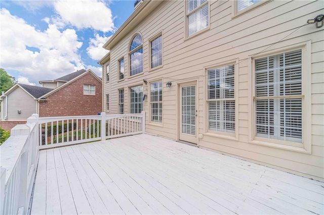 562 Grassmeade Way, Snellville, GA 30078