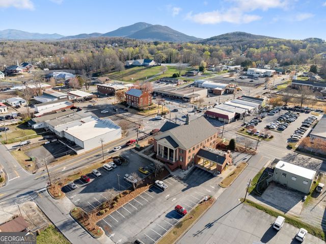 79 W Kytle Street, Cleveland, GA 30528