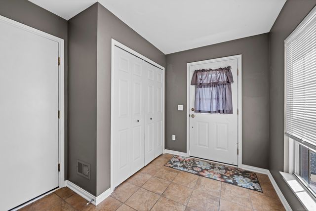 48713 Chelmsford Court, New Baltimore, MI 48047