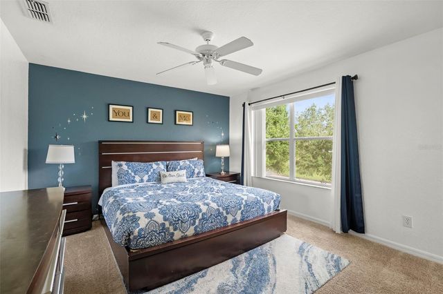 550 CALABRIA AVENUE, Davenport, FL 33897