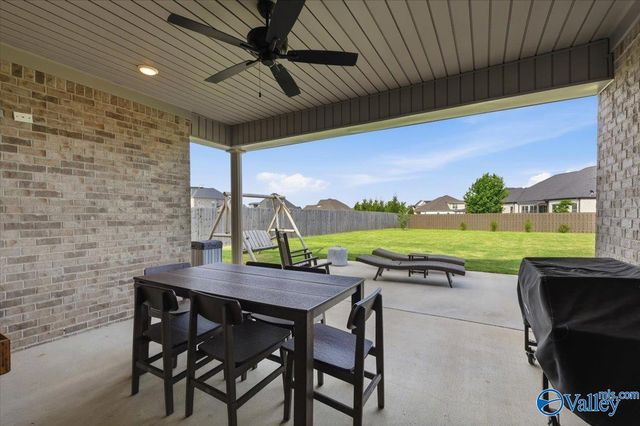 105 Ellis Ridge Drive, Meridianville, AL 35759