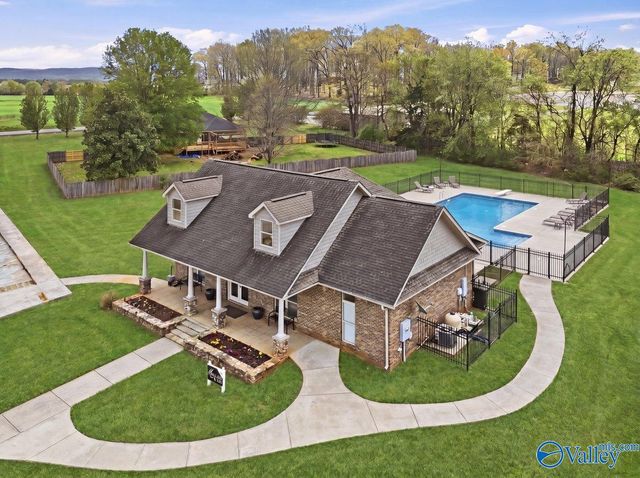 105 Ellis Ridge Drive, Meridianville, AL 35759