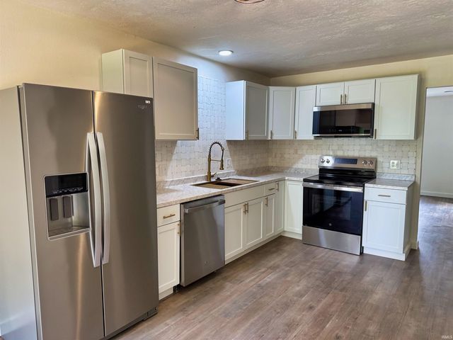 116 Middle Avenue, Bedford, IN 47421