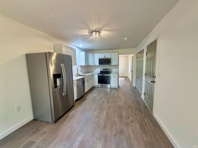 116 Middle Avenue, Bedford, IN 47421