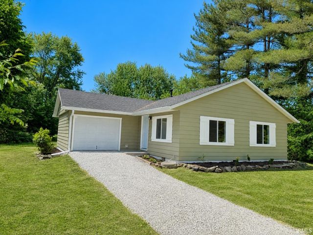 116 Middle Avenue, Bedford, IN 47421