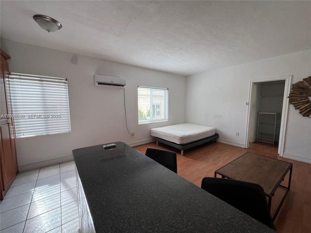 7920 Harding Ave 9, Miami Beach, FL 33141