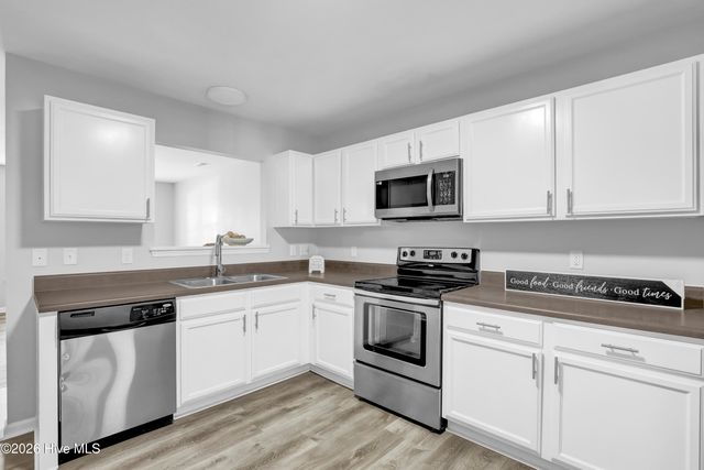 422 Caldwell Loop, Jacksonville, NC 28546