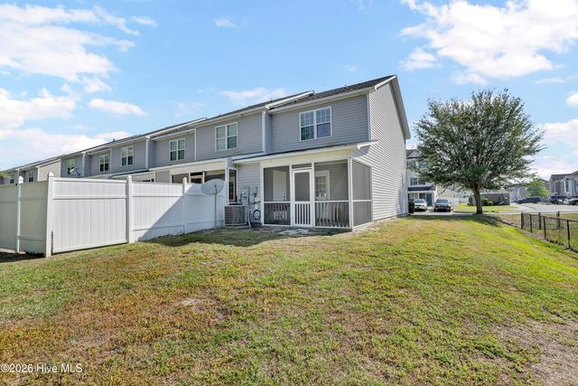 422 Caldwell Loop, Jacksonville, NC 28546