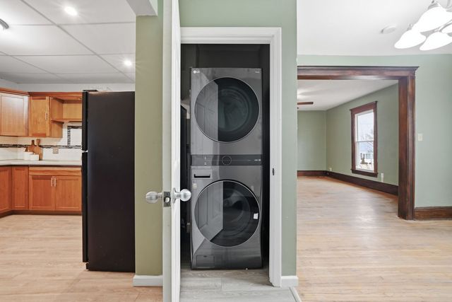 720 S Mckinley Avenue, Freeport, IL 61032