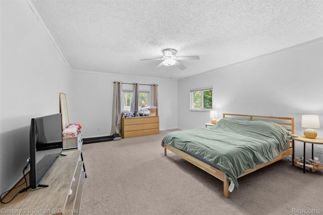 33961 Richland Street, Livonia, MI 48150