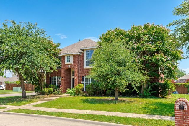 6902 Amesbury Lane, Rowlett, TX 75089