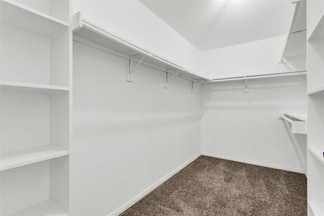 6902 Amesbury Lane, Rowlett, TX 75089