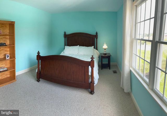 1429 HEATHER RIDGE DR, Newtown, PA 18940