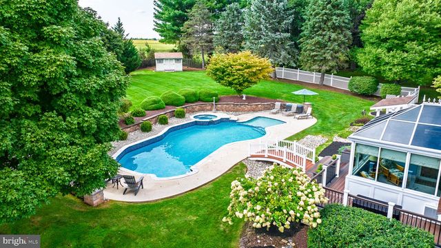 1429 HEATHER RIDGE DR, Newtown, PA 18940