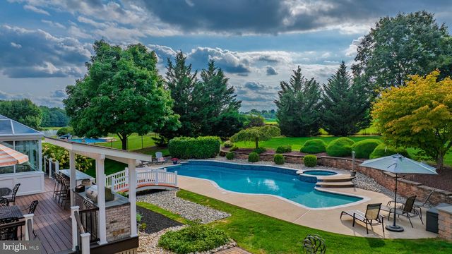 1429 HEATHER RIDGE DR, Newtown, PA 18940