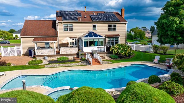1429 HEATHER RIDGE DR, Newtown, PA 18940