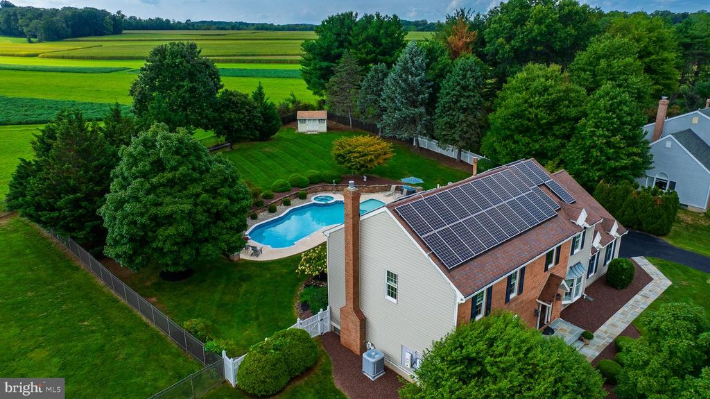 1429 HEATHER RIDGE DR, NEWTOWN, PA 18940 — photo 2