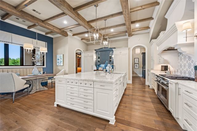 1112 Lake Carillon Lane, Southlake, TX 76092