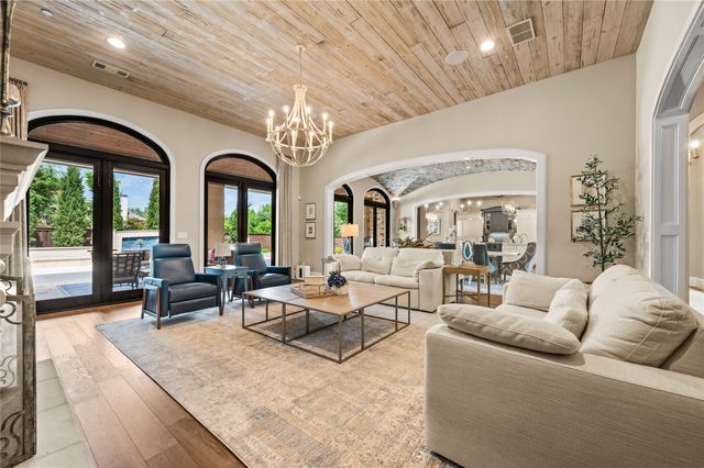 1112 Lake Carillon Lane, Southlake, TX 76092