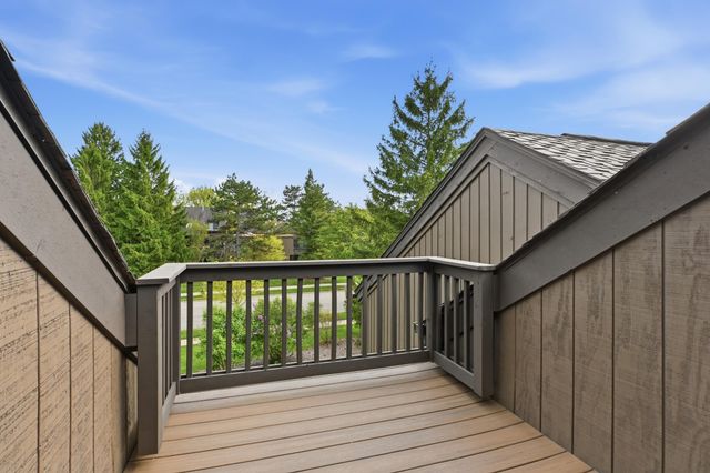 18 Northwick Court, Ann Arbor, MI 48105